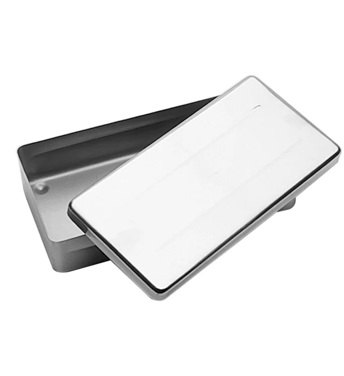 Estojo de Inox Espaçoso