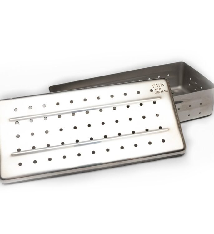 Estojo Perfurado 26 x 12 x 06 cm Autoclavável