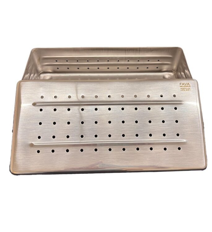 Estojo Perfurado 28 x 14 x 06 cm Milleniun Autoclavável