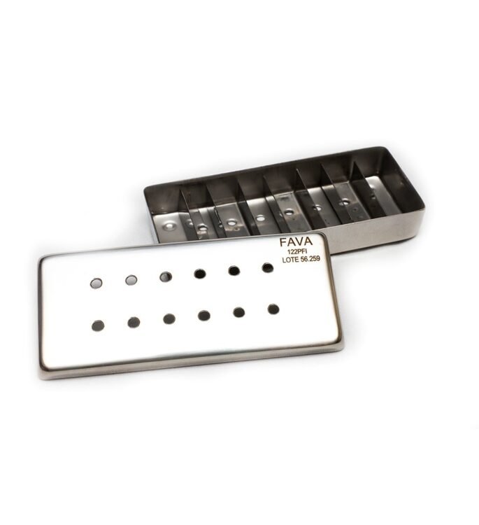 Estojo Perfurado 12 x 05 x 02 cm Autoclavável